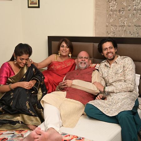 Nk7 Guest House Calcutta Extérieur photo