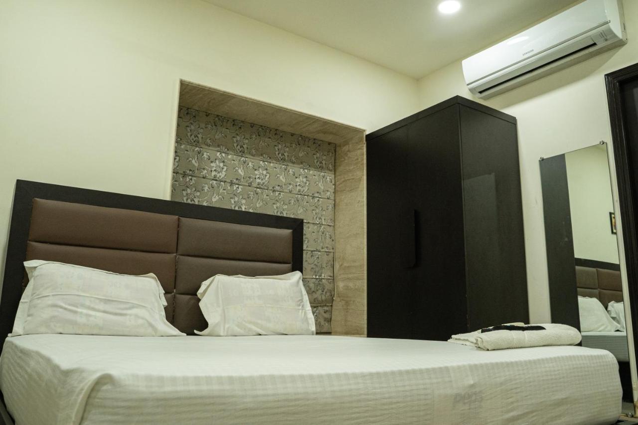 Nk7 Guest House Calcutta Extérieur photo